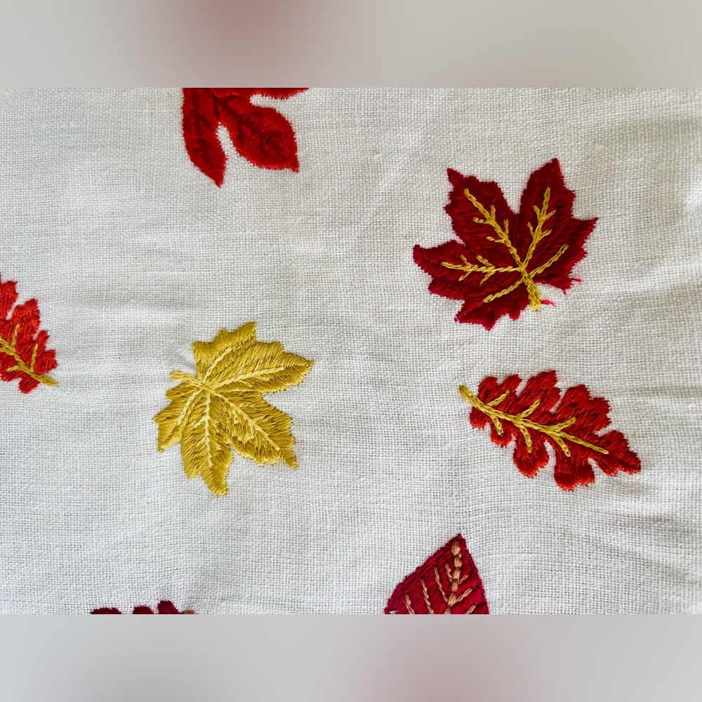 Falling Leaves Table Runner - Picture 10 of 15